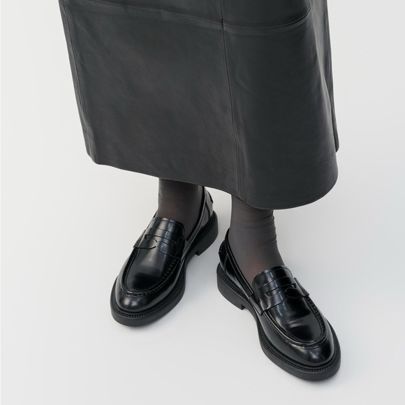 Vagabond Alex W Polished Leather Loafers - Picture 1 of 3